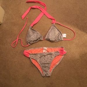 Snake skin & hot pink‎ tie bikini
